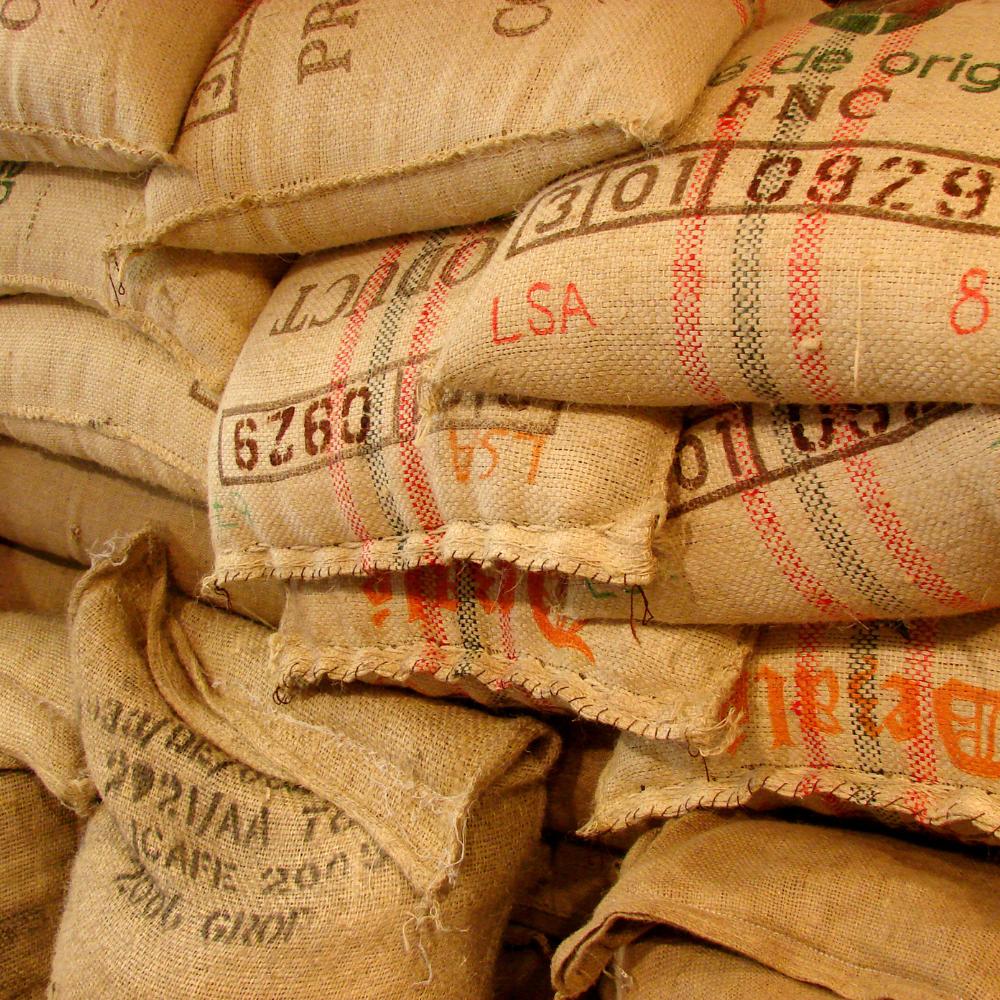 Kaffeesäcke Stapel