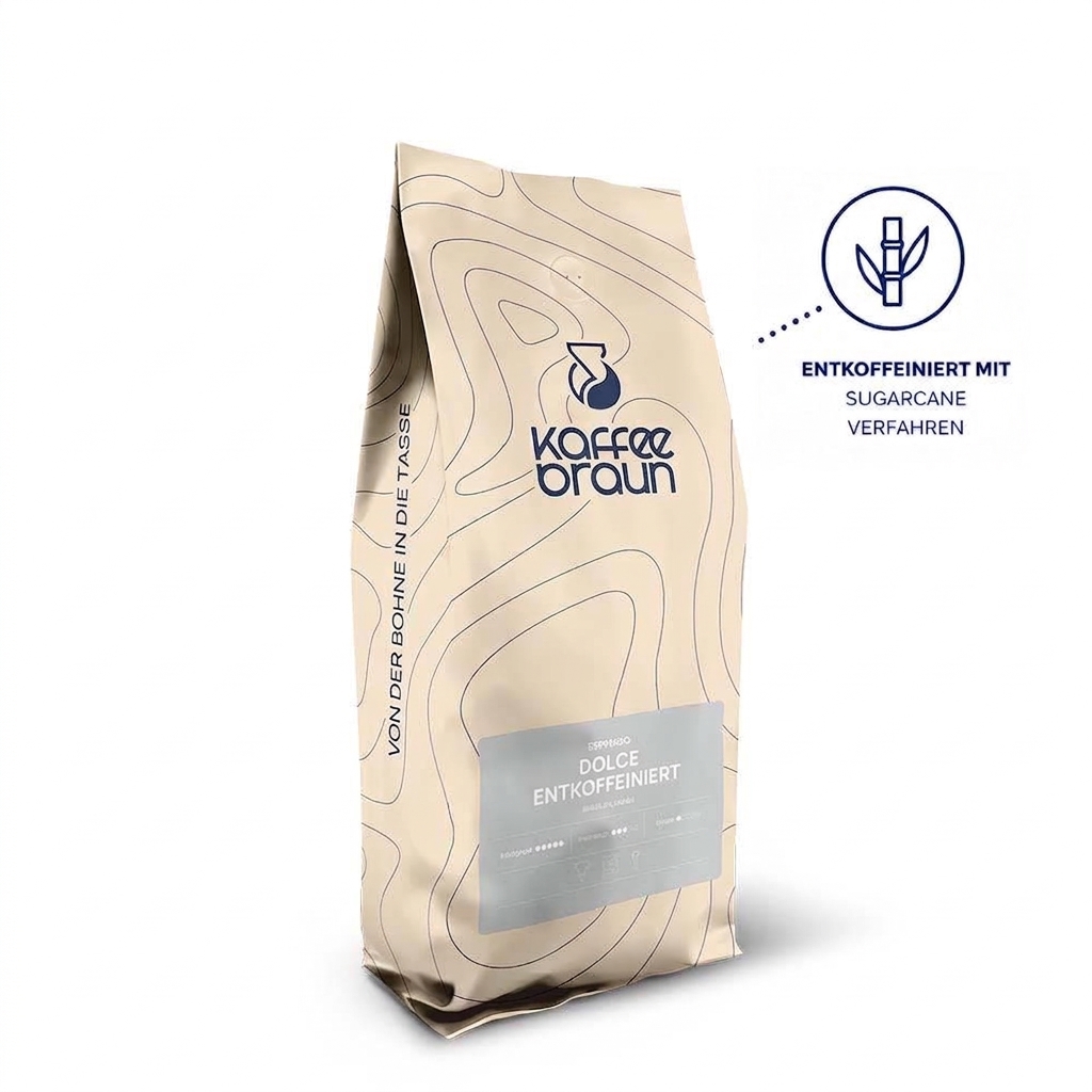 beiger Schlauchbeutel mit Etikett, Logo und blauen Höhenlinien - Dolce entkoffeinert mit Entkoffeinierungsmehtode Sugar Cane Verfahren