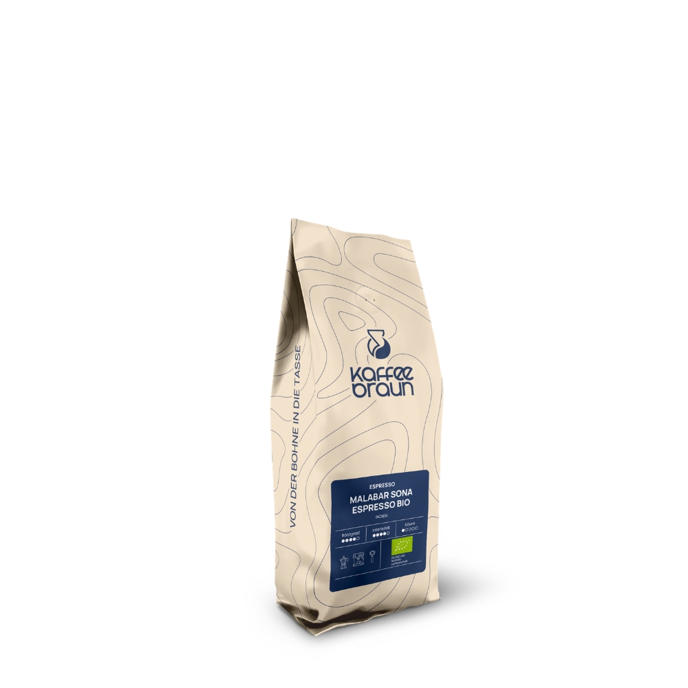 beiger Schlauchbeutel mit Etikett, Logo und blauen Höhenlinien - Espresso malabar Sona Bio